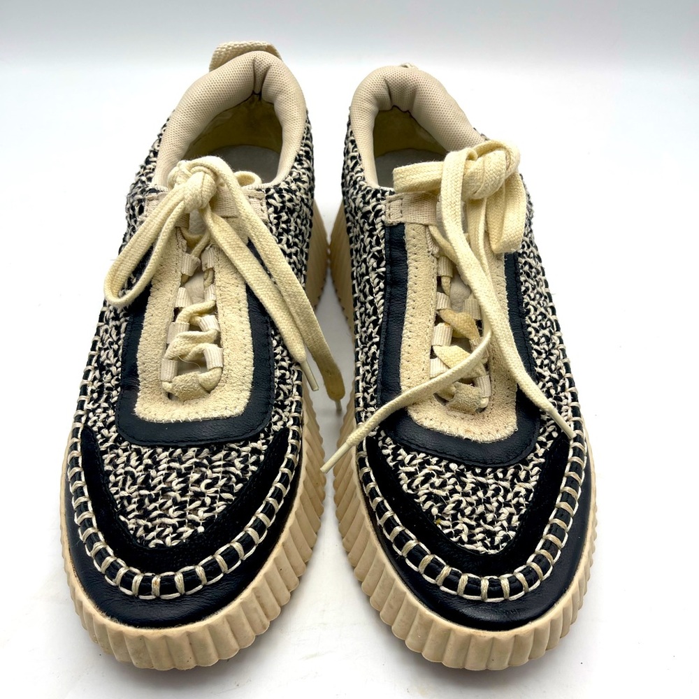 Good condition womens dolce vita Size 10